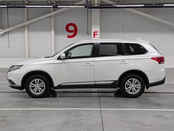 Mitsubishi Outlander III Рестайлинг 3 с пробегом 2018 года, цена 1 599 000 рублей, 200290 км, внедорожник, Автокод Объявления