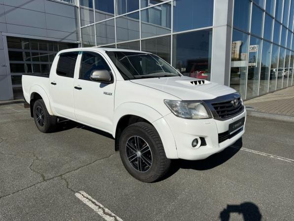 Toyota Hilux VII Рестайлинг с пробегом 2012 года, цена 1 624 000 рублей, 378774 км, пикап, Автокод Объявления