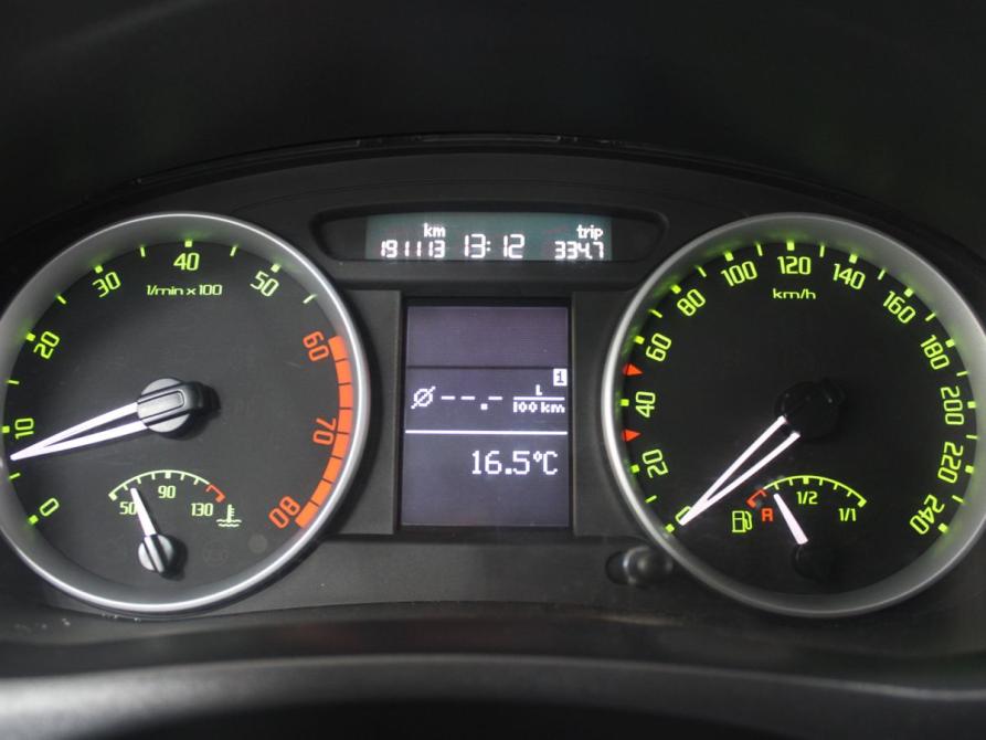 Skoda Roomster I Старый Оскол  - изображение 13