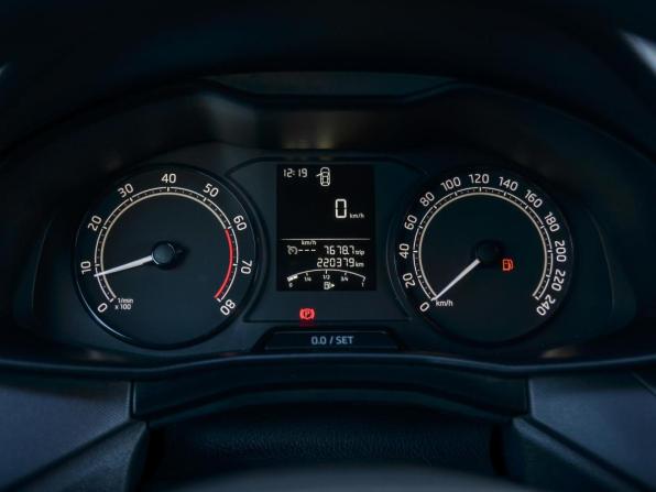 Skoda Rapid II с пробегом 2020 года, цена 1 075 000 рублей, 220379 км, лифтбек, Автокод Объявления