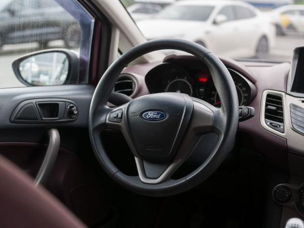 Ford Fiesta Mk6 с пробегом 2009 года, цена 530 000 рублей, 137668 км, хэтчбек, Автокод Объявления