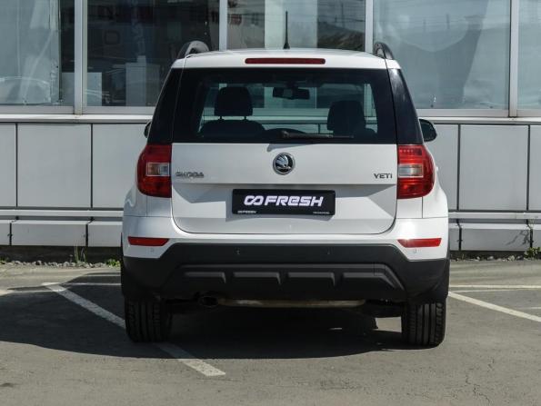 Skoda Yeti I Рестайлинг с пробегом 2014 года, цена 1 240 000 рублей, 223961 км, внедорожник, Автокод Объявления