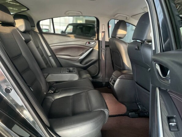 Mazda 6 III (GJ) Рестайлинг с пробегом 2016 года, цена 2 199 900 рублей, 132000 км, седан, Автокод Объявления