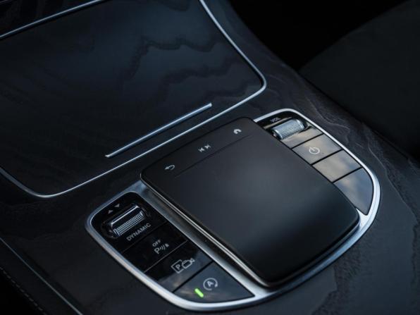Mercedes-Benz E-Класс V (W213 S213 C238) Рестайлинг с пробегом 2021 года, цена 4 070 000 рублей, 98000 км, седан, Автокод Объявления
