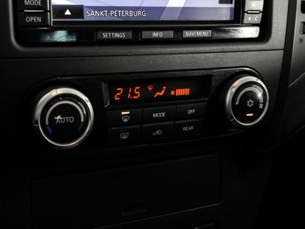 Mitsubishi Pajero IV Рестайлинг 1 с пробегом 2014 года, цена 2 399 000 рублей, 162397 км, внедорожник, Автокод Объявления