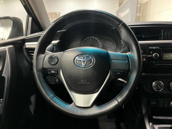 Toyota Corolla XI (E160 E170 E180) с пробегом 2014 года, цена 1 094 000 рублей, 218132 км, седан, Автокод Объявления