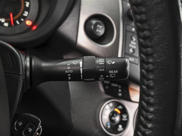 Toyota RAV4 III (XA30) Рестайлинг с пробегом 2012 года, цена 1 298 000 рублей, 177963 км, внедорожник, Автокод Объявления