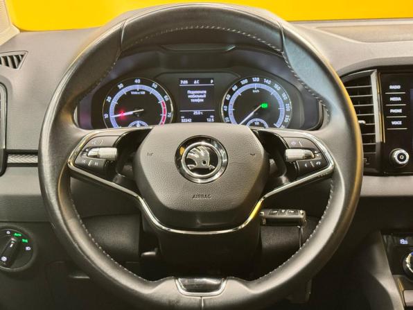 Skoda Karoq I с пробегом 2021 года, цена 2 299 000 рублей, 32200 км, внедорожник, Автокод Объявления