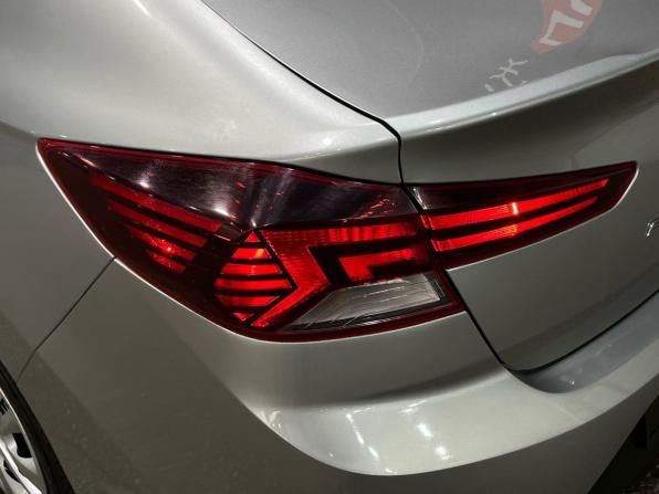 Hyundai Elantra VI (AD) Рестайлинг с пробегом 2020 года, цена 1 590 000 рублей, 105000 км, седан, Автокод Объявления