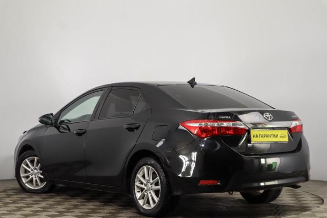Toyota Corolla XI (E160 E170 E180) с пробегом 2013 года, цена 1 159 000 рублей, 147500 км, седан, Автокод Объявления