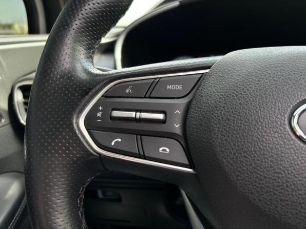 Hyundai Santa Fe IV Рестайлинг с пробегом 2021 года, цена 3 600 000 рублей, 142314 км, внедорожник, Автокод Объявления
