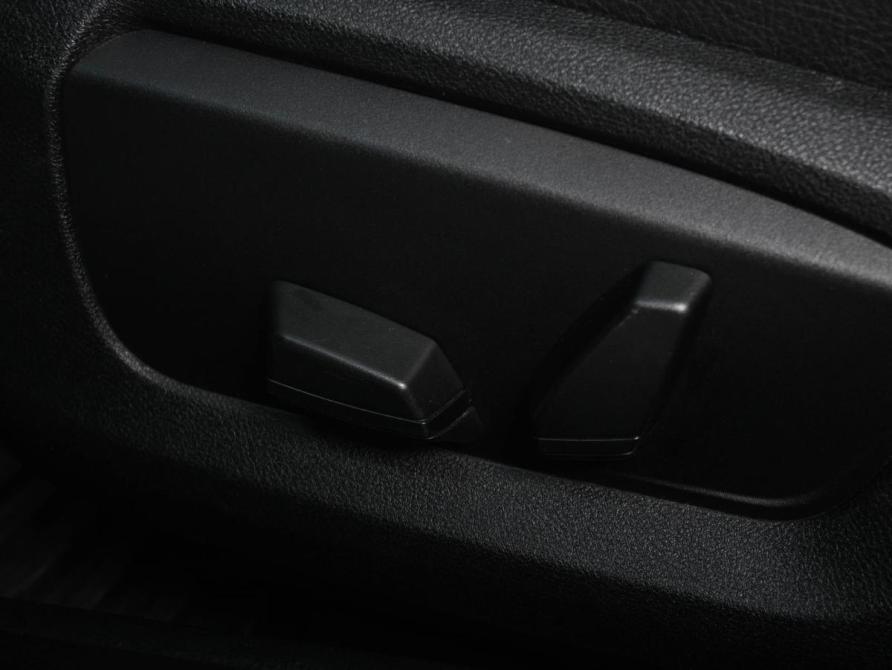 BMW 5 серии VI (F10/F11/F07) Рестайлинг Ростов-на-Дону  - изображение 20