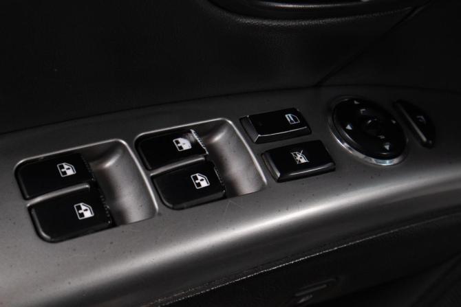 Hyundai Santa Fe II Рестайлинг с пробегом 2012 года, цена 1 259 000 рублей, 244000 км, внедорожник, Автокод Объявления
