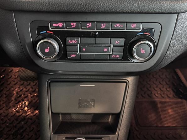 Volkswagen Tiguan I Рестайлинг с пробегом 2012 года, цена 1 249 000 рублей, 220422 км, внедорожник, Автокод Объявления