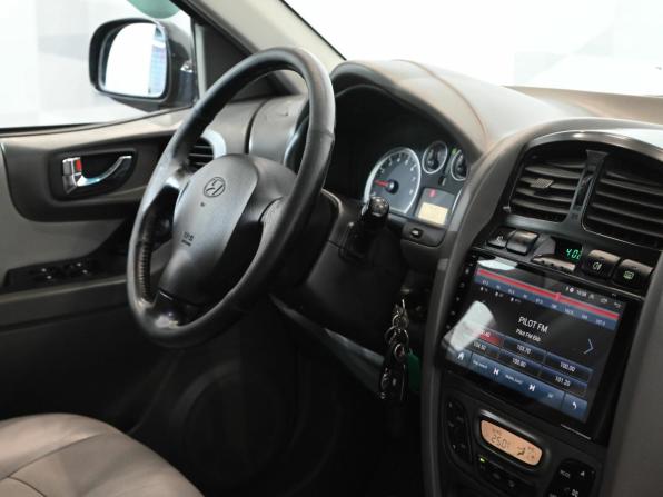 Hyundai Santa Fe Classic с пробегом 2011 года, цена 850 000 рублей, 232892 км, внедорожник, Автокод Объявления