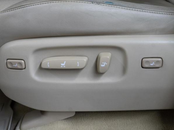 Lexus LX III с пробегом 2011 года, цена 3 459 000 рублей, 299302 км, внедорожник, Автокод Объявления