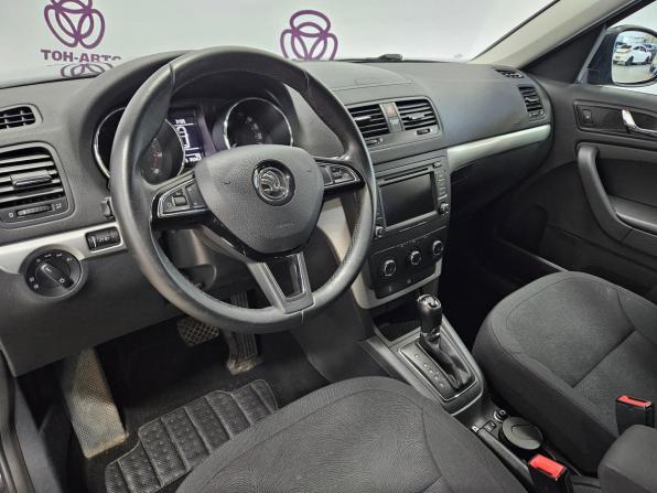 Skoda Yeti I Рестайлинг с пробегом 2014 года, цена 1 326 000 рублей, 118333 км, внедорожник, Автокод Объявления