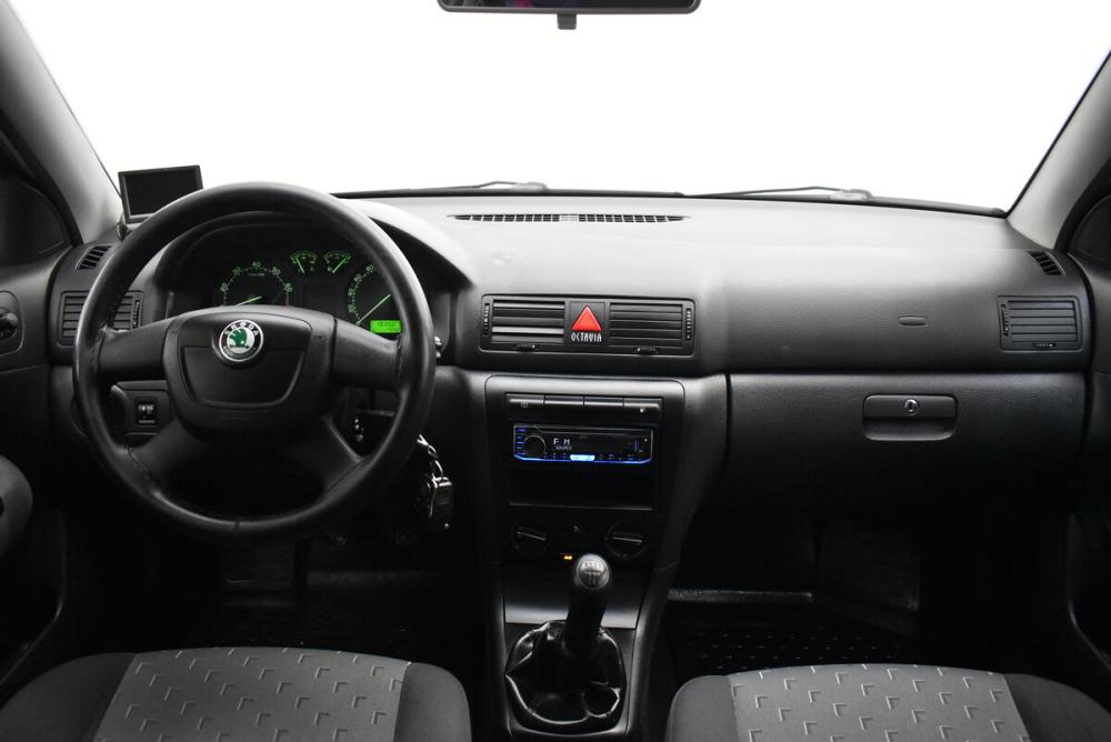 Skoda Octavia I (A4) Рестайлинг Москва  - изображение 5