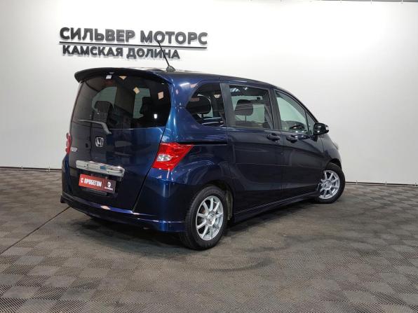Honda Freed I с пробегом 2008 года, цена 980 000 рублей, 117000 км, компактвэн, Автокод Объявления