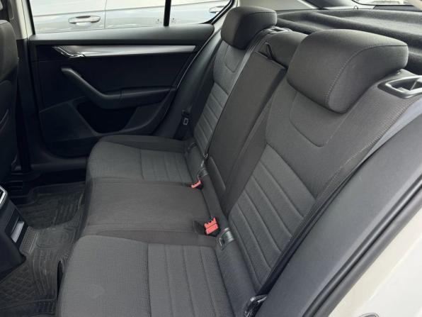 Skoda Octavia III (A7) с пробегом 2013 года, цена 799 000 рублей, 242184 км, лифтбек, Автокод Объявления