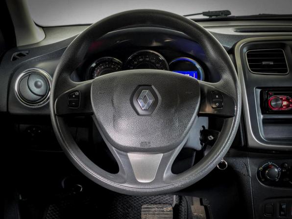 Renault Sandero II с пробегом 2017 года, цена 1 009 900 рублей, 54000 км, хэтчбек, Автокод Объявления
