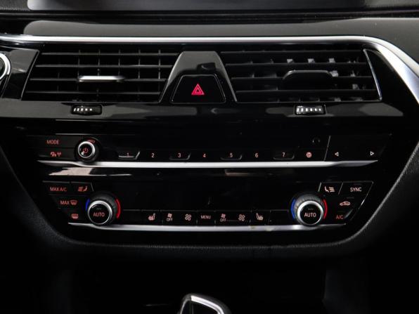 BMW 5 серии VII (G30/G31/G38) с пробегом 2019 года, цена 2 690 000 рублей, 204150 км, седан, Автокод Объявления