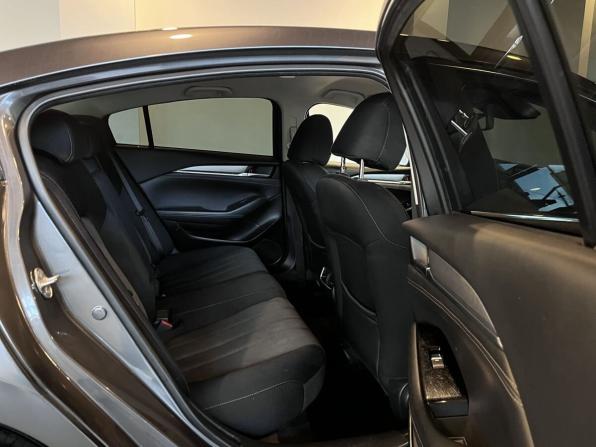 Mazda 6 III (GJ) Рестайлинг 2 с пробегом 2019 года, цена 2 575 000 рублей, 97730 км, седан, Автокод Объявления