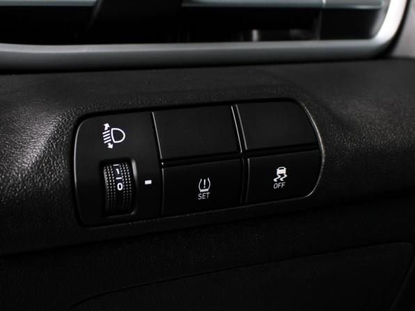 Hyundai Elantra VII (CN7) Рестайлинг с пробегом 2024 года, цена 2 190 000 рублей, 17824 км, седан, Автокод Объявления