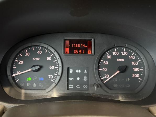 Renault Logan I Рестайлинг с пробегом 2013 года, цена 299 000 рублей, 176674 км, седан, Автокод Объявления