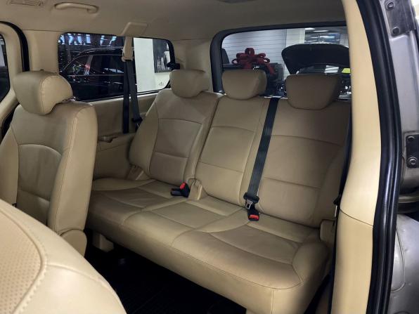 Hyundai H-1 II Рестайлинг с пробегом 2016 года, цена 2 120 000 рублей, 196321 км, минивэн, Автокод Объявления