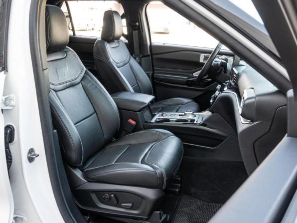 Ford Explorer VI с пробегом 2021 года, цена 4 990 000 рублей, 21983 км, внедорожник, Автокод Объявления