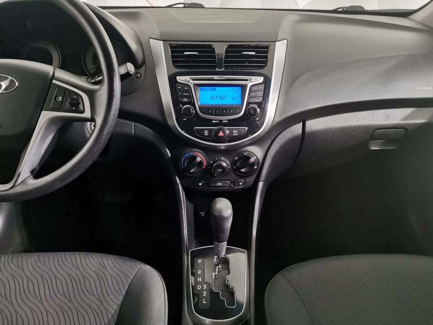 Hyundai Solaris I Москва  - изображение 12
