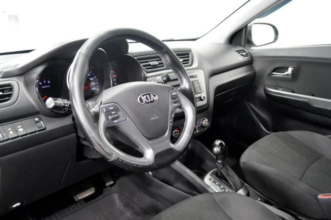 Kia Rio III Рестайлинг с пробегом 2016 года, цена 1 075 000 рублей, 124000 км, седан, Автокод Объявления