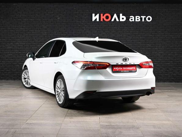 Toyota Camry VIII (XV70) с пробегом 2018 года, цена 2 100 000 рублей, 147677 км, седан, Автокод Объявления