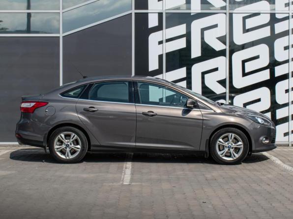Ford Focus III с пробегом 2013 года, цена 998 000 рублей, 181298 км, седан, Автокод Объявления
