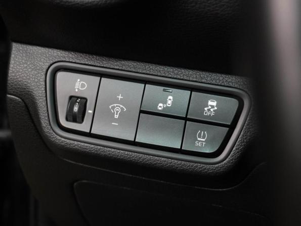 Kia Cerato IV с пробегом 2018 года, цена 1 799 000 рублей, 96131 км, седан, Автокод Объявления