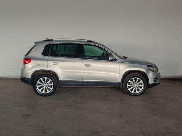 Volkswagen Tiguan I Рестайлинг с пробегом 2012 года, цена 1 197 000 рублей, 247000 км, внедорожник, Автокод Объявления