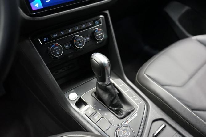 Volkswagen Tiguan II с пробегом 2018 года, цена 2 680 000 рублей, 95000 км, внедорожник, Автокод Объявления