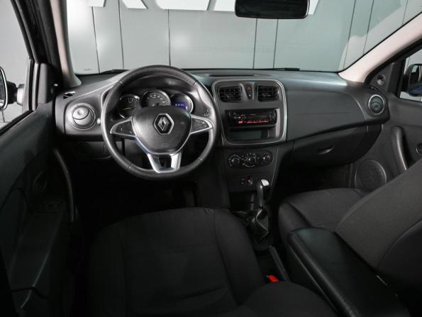 Renault Sandero II с пробегом 2018 года, цена 939 000 рублей, 161012 км, хэтчбек, Автокод Объявления