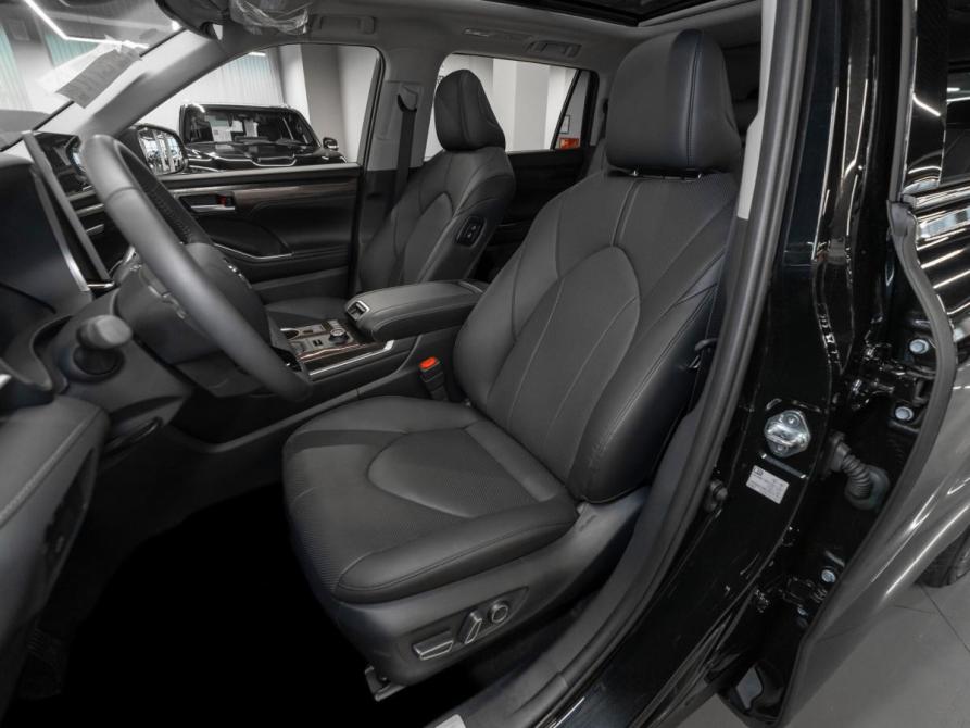 Toyota Highlander IV (XU70) Москва  - изображение 9