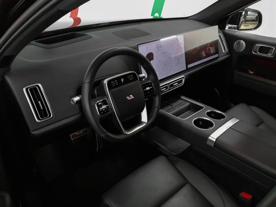 Li Auto (Lixiang) L6 Москва  - изображение 7