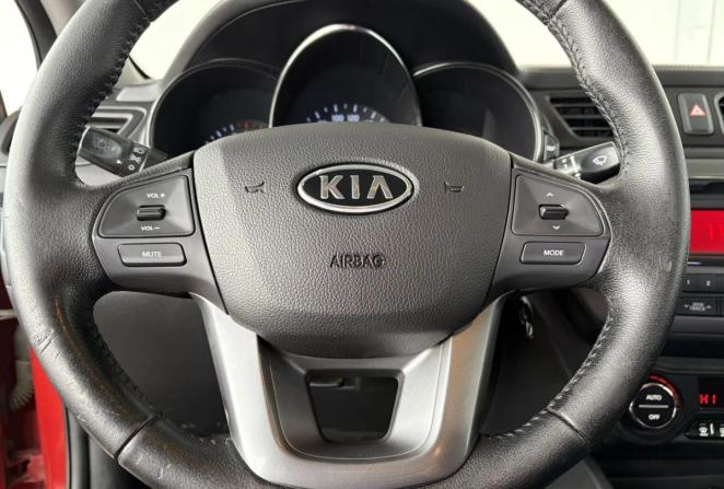 Kia Rio III с пробегом 2012 года, цена 695 000 рублей, 153413 км, седан, Автокод Объявления