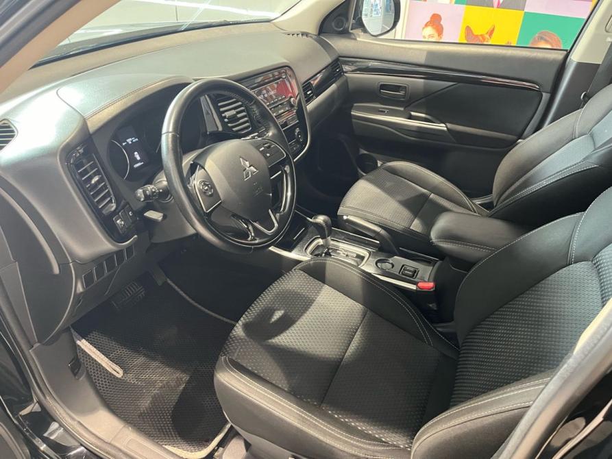 Mitsubishi Outlander III Рестайлинг 3 Екатеринбург  - изображение 10