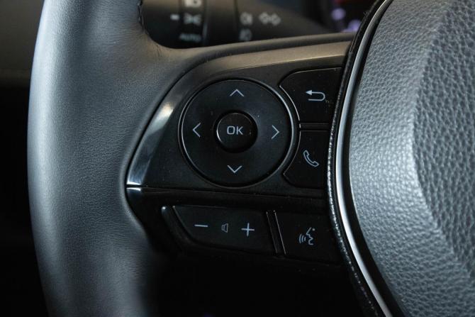 Toyota RAV4 V (XA50) с пробегом 2019 года, цена 2 989 000 рублей, 119392 км, внедорожник, Автокод Объявления