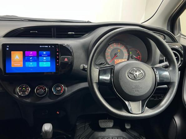 Toyota Vitz III (XP130) Рестайлинг 2 с пробегом 2019 года, цена 1 080 000 рублей, 74777 км, хэтчбек, Автокод Объявления