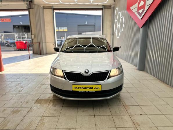 Skoda Rapid I с пробегом 2016 года, цена 990 000 рублей, 106000 км, лифтбек, Автокод Объявления