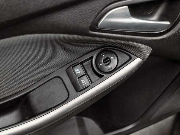 Ford Focus III с пробегом 2012 года, цена 700 000 рублей, 247046 км, хэтчбек, Автокод Объявления