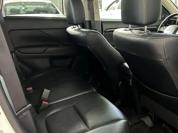 Mitsubishi Outlander III Рестайлинг 2 с пробегом 2016 года, цена 1 860 000 рублей, 113117 км, внедорожник, Автокод Объявления