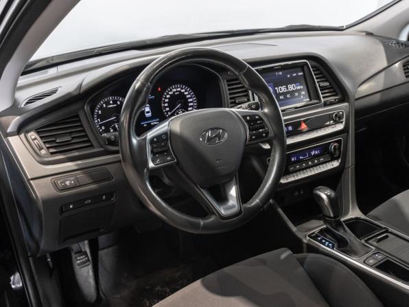 Hyundai Sonata VII (LF) Рестайлинг с пробегом 2017 года, цена 1 859 685 рублей, 72565 км, седан, Автокод Объявления