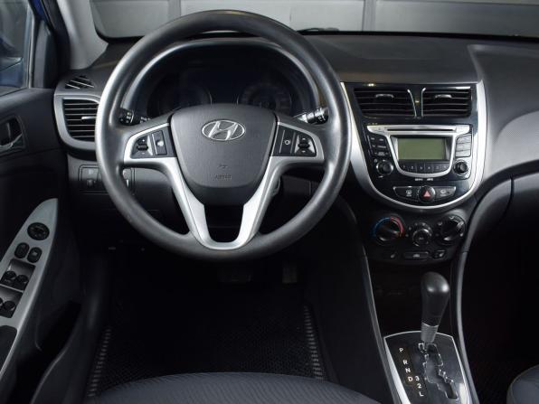 Hyundai Solaris I с пробегом 2011 года, цена 1 019 995 рублей, 175350 км, седан, Автокод Объявления